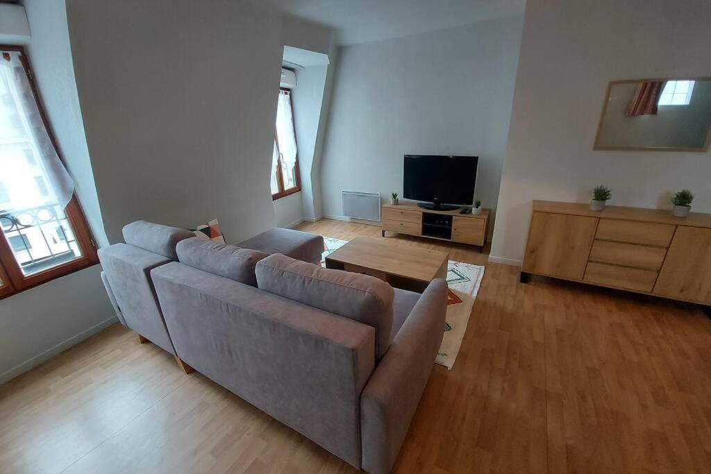 Appartement Moderne, Hyper-Centre - 6/8 Pers. Bagneres-de-Luchon Екстер'єр фото